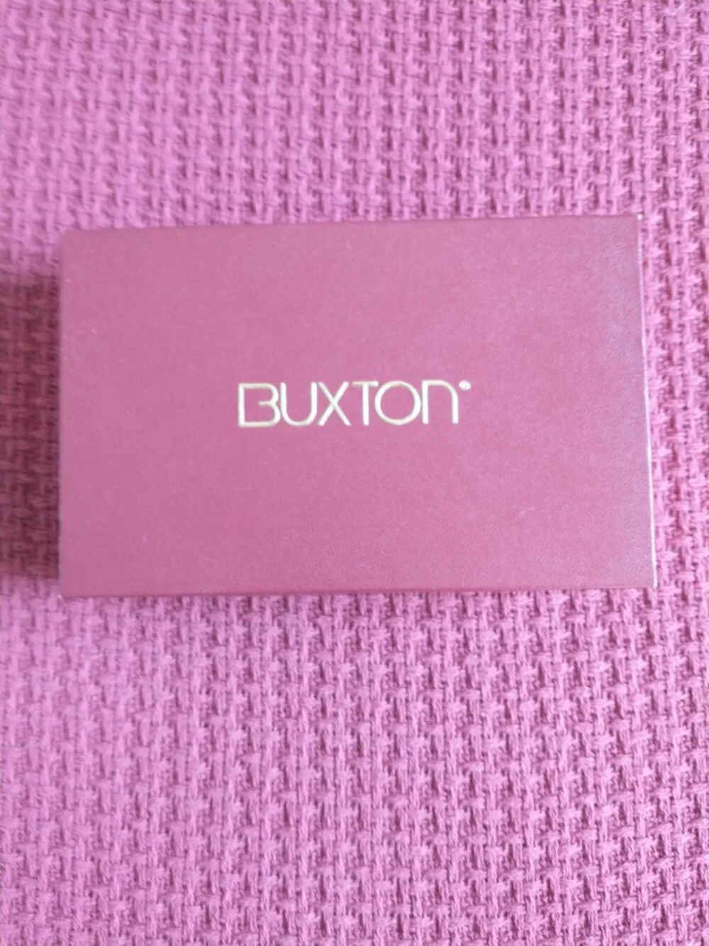 Buxton Women's Vintage Heiress Billfold Burgundy Leather Wallet NWT in Box - Picture 13 of 13